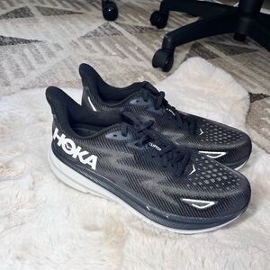 Hoka one one